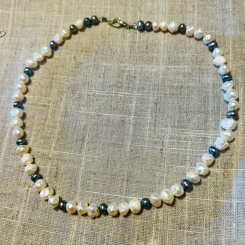 Elegant Pearl Necklace